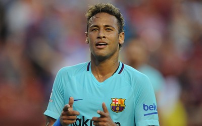 8博热议-达尼洛直言裁判双标